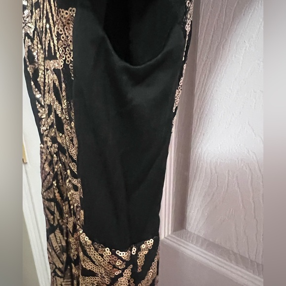 BloomChic Geometric Sequin Dolman Sleeve Midi Dress NWT sz 10, 22-24 women’s - Picture 11 of 12